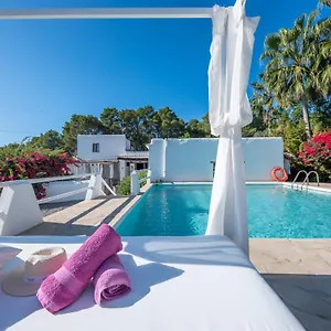 Cosmi Prats , Santa Gertrudis (Ibiza) Spain